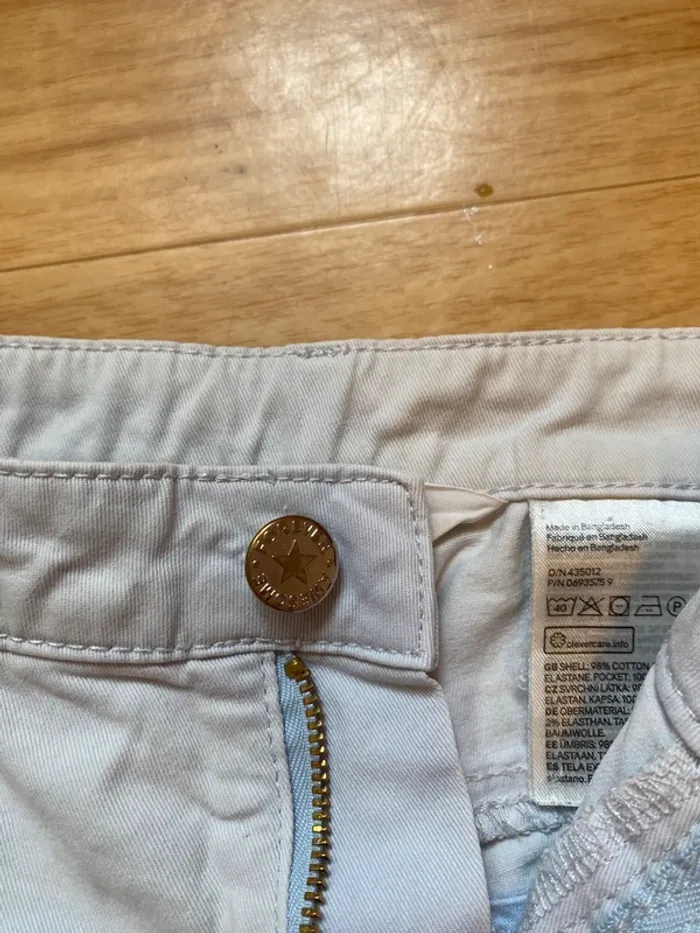 Short blanc fille taille 12 ans - photo numéro 2