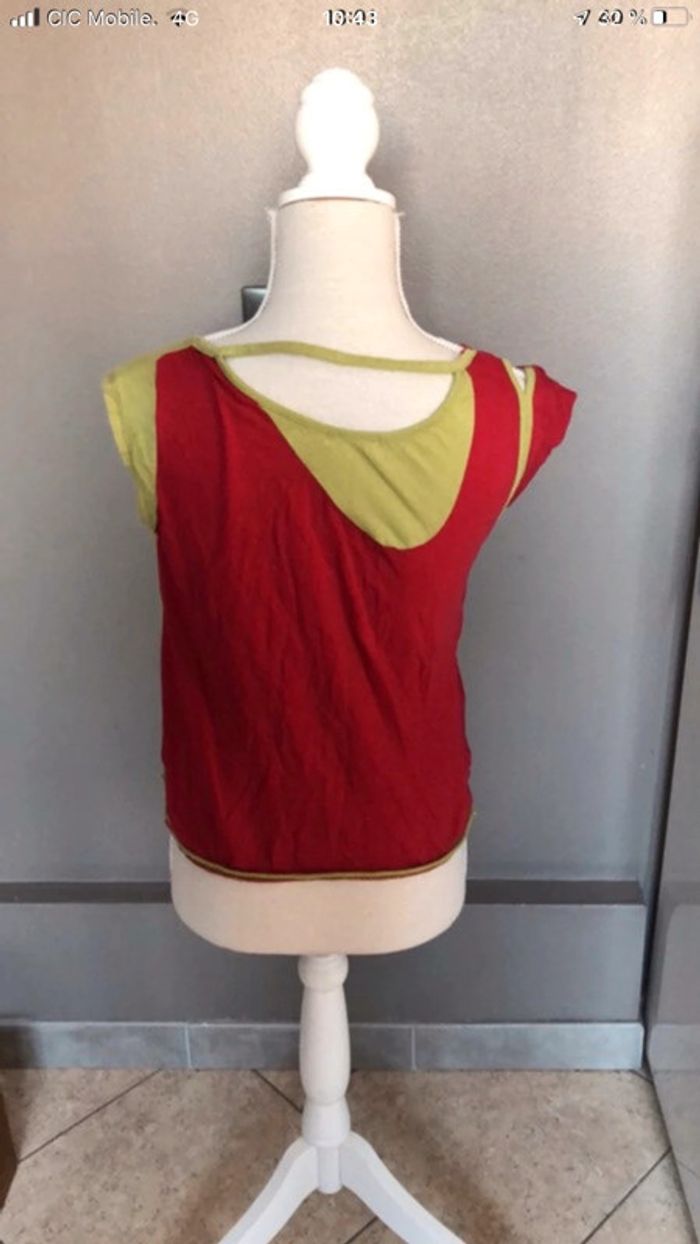 Haut rouge et vert - photo numéro 2