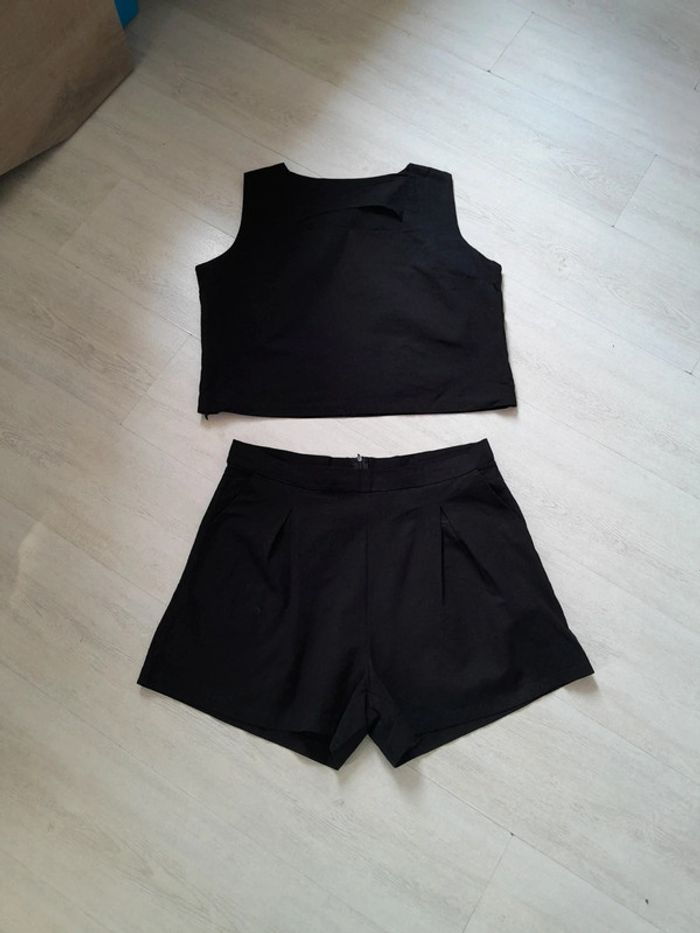 Ensemble short