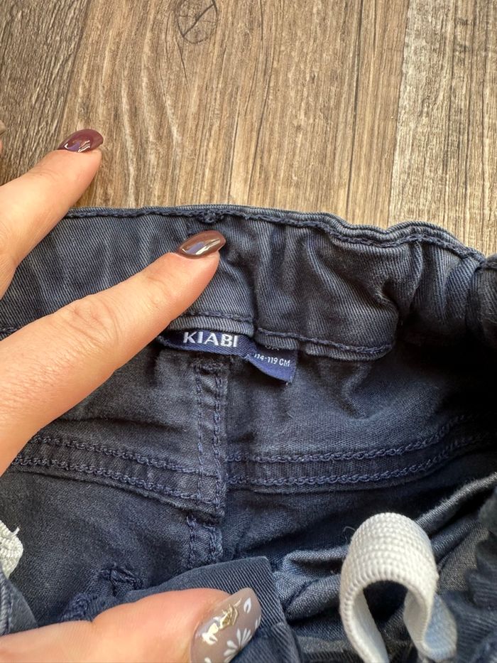 - Pantalon Kiabi - 6 ans - bon état - photo numéro 3