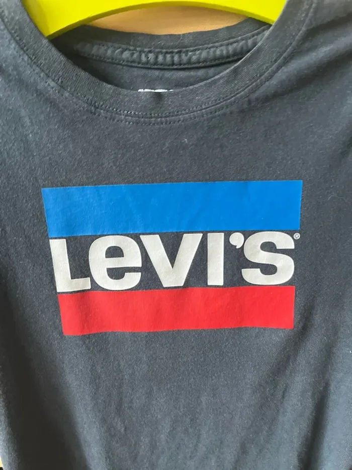 T-shirt Lévis - photo numéro 2