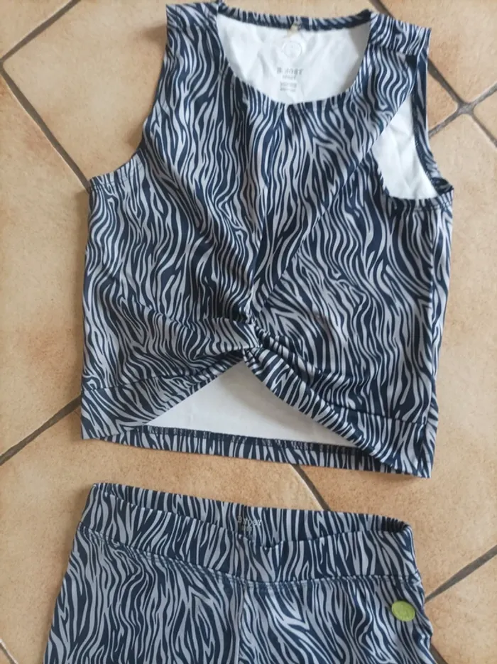 Short + crop top - photo numéro 2