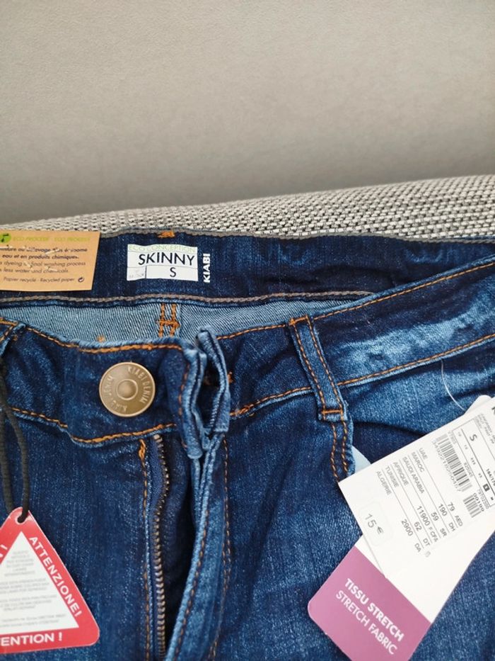 Lot 2 jeans skinny taille S/16 ans neufs - photo numéro 3