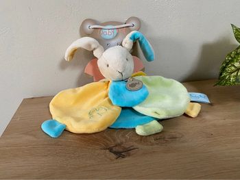 Doudou plat lapin pétales vert jaune bleu flower baby nat neuf