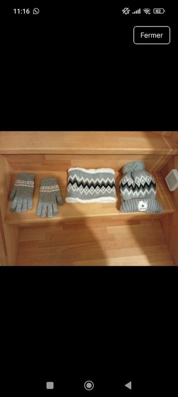 Gant bonnet tour de cou 