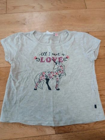 T shirt lili  marelle 6 ans