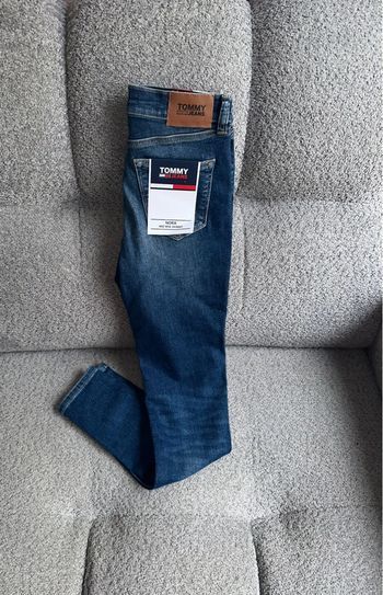 Jean mid rise Skinny Nora 24/30 Tommy Hilfiger neuf