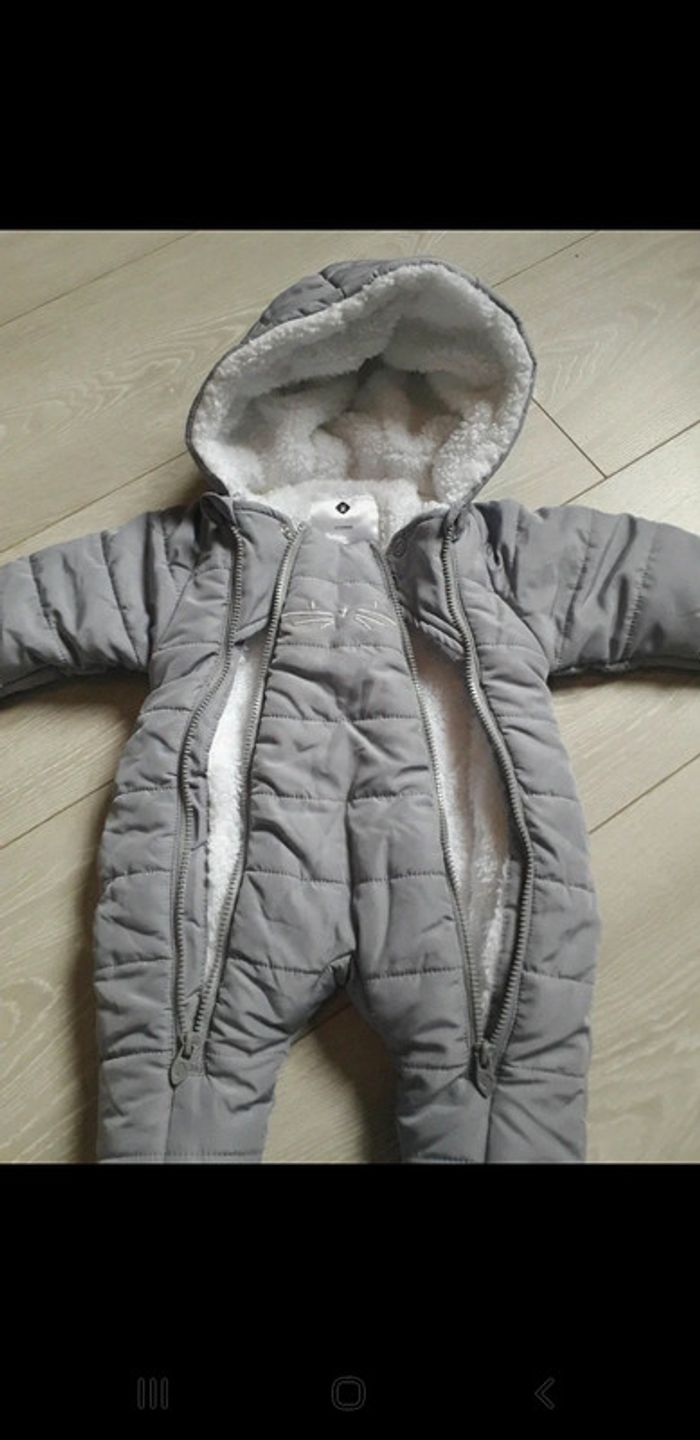 Combinaison polaire 1 mois - photo numéro 3