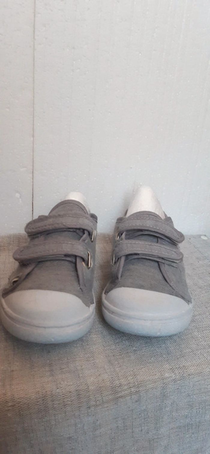 Chaussures T 32 - photo numéro 2