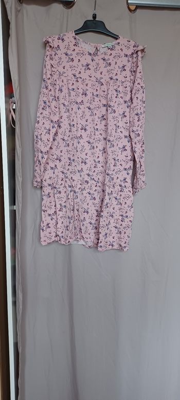 Très jolie robe fille T 10ans