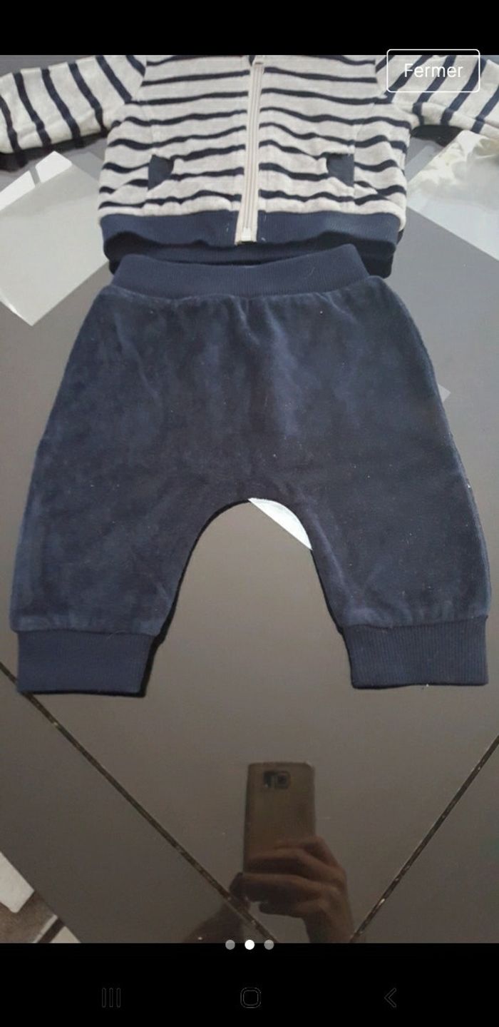 Ensemble velours garçon 👦 - photo numéro 2