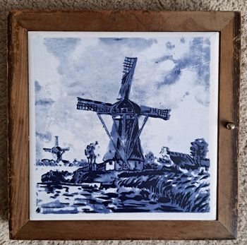 Boite à clés en bois avec carreau de céramique