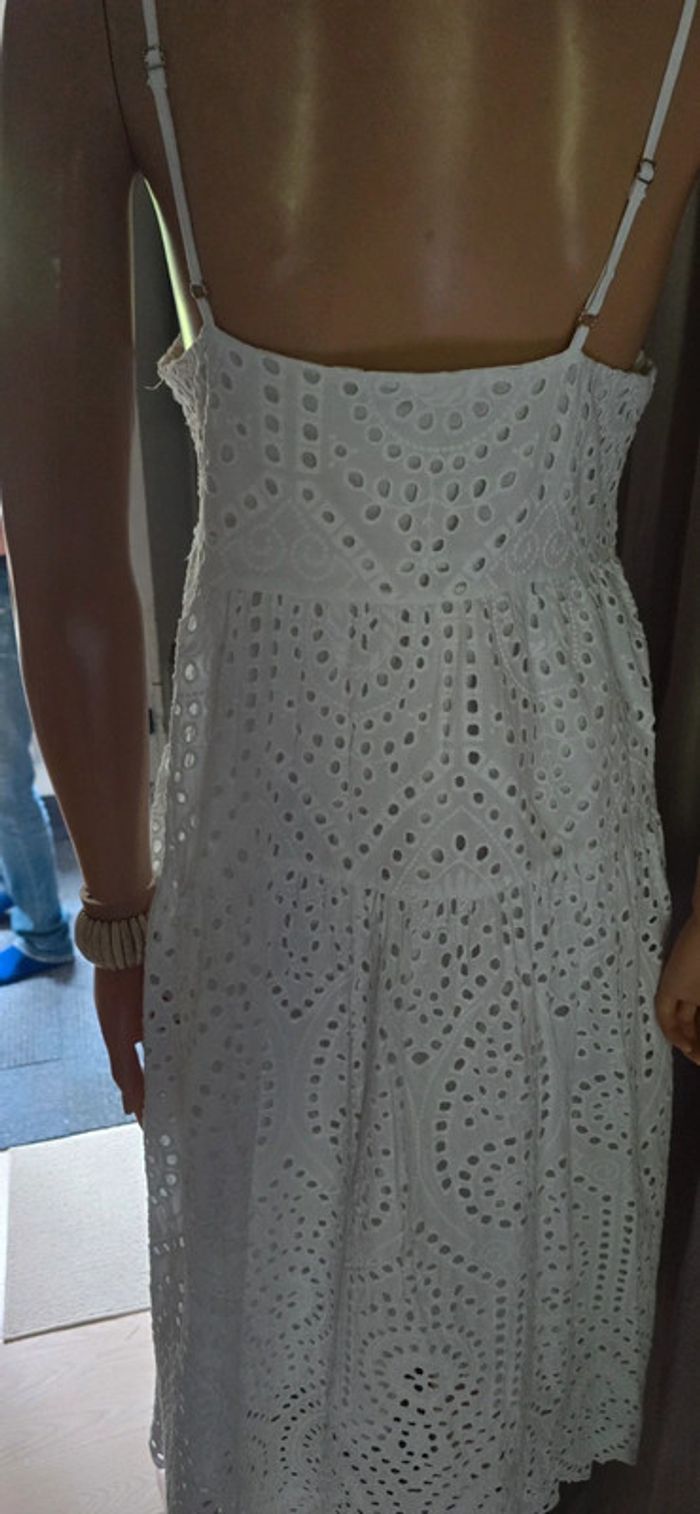 Robe Longue Blanche style Broderie Anglaise Taille M - photo numéro 4