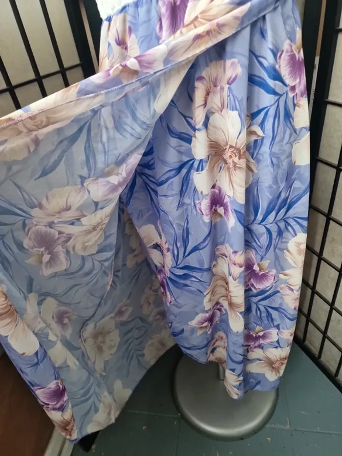 Robe voile et dentelle - photo numéro 2