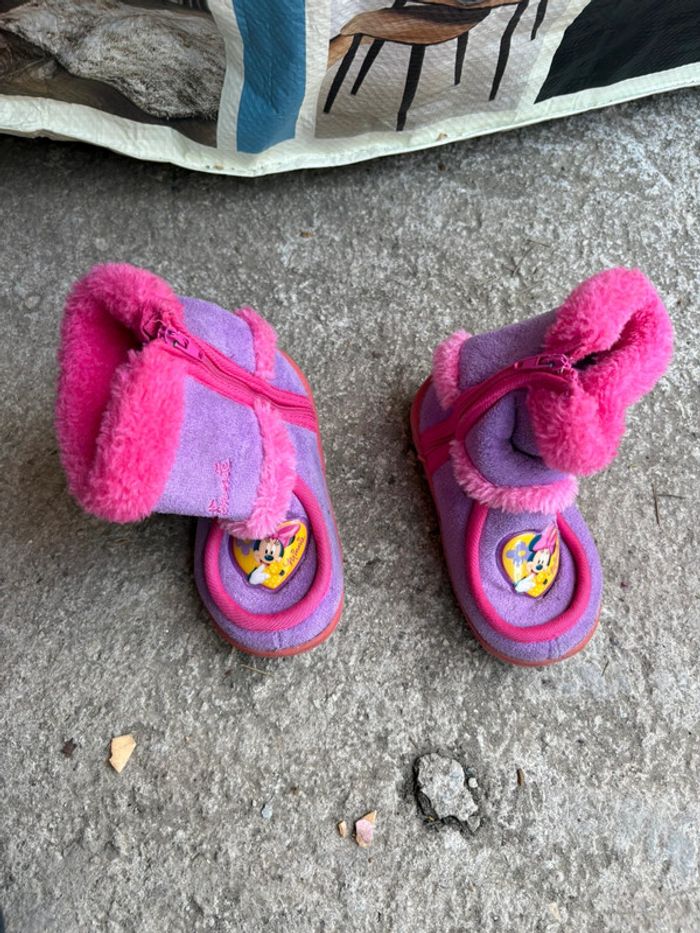 Chaussons fille taille 21