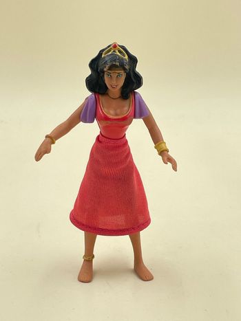 Figurine articulé Disney Esmeralda le bossu de notre dame Mattel 12 cm