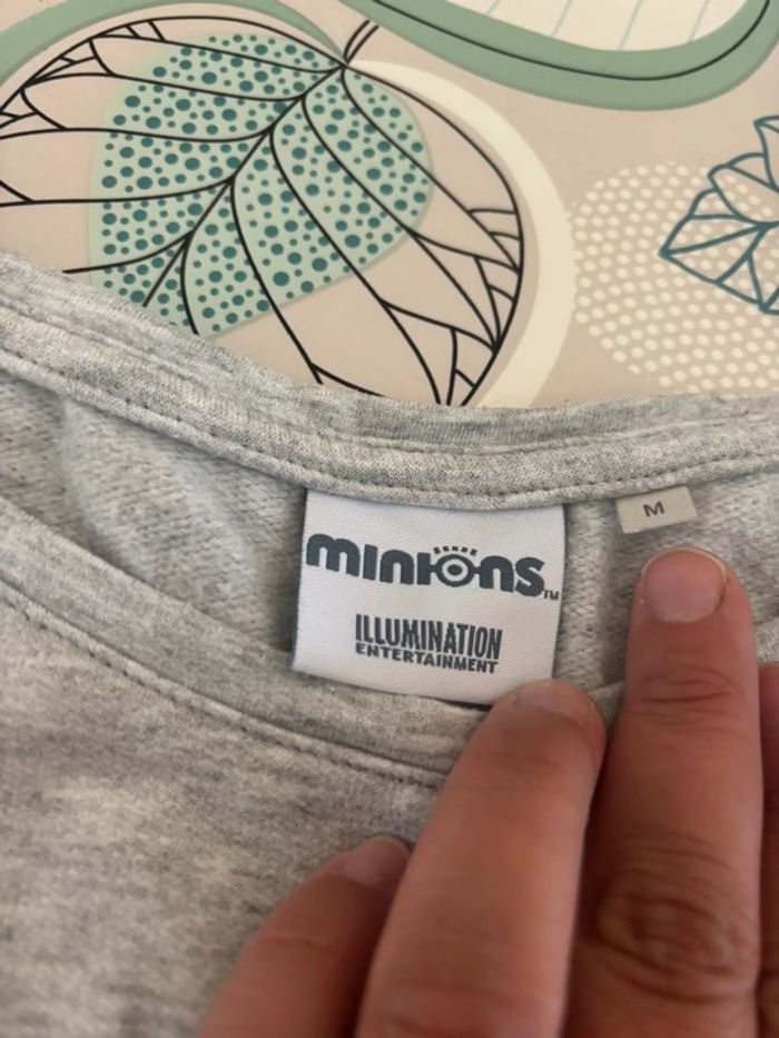 Pull minions M - photo numéro 3