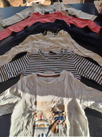 Lot t-shirt manches longues et pull