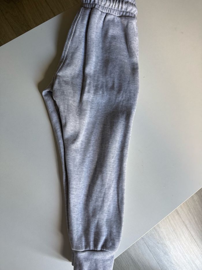 Sublime ensemble Hugo boss 5 ans - photo numéro 4