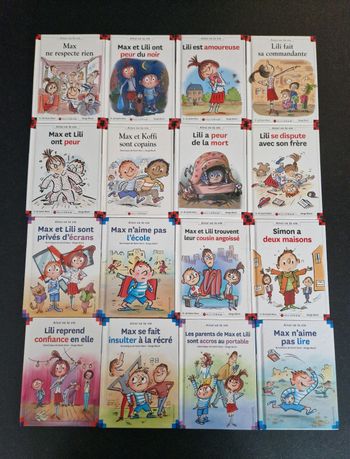 Lot de 16 livres bd max et lili