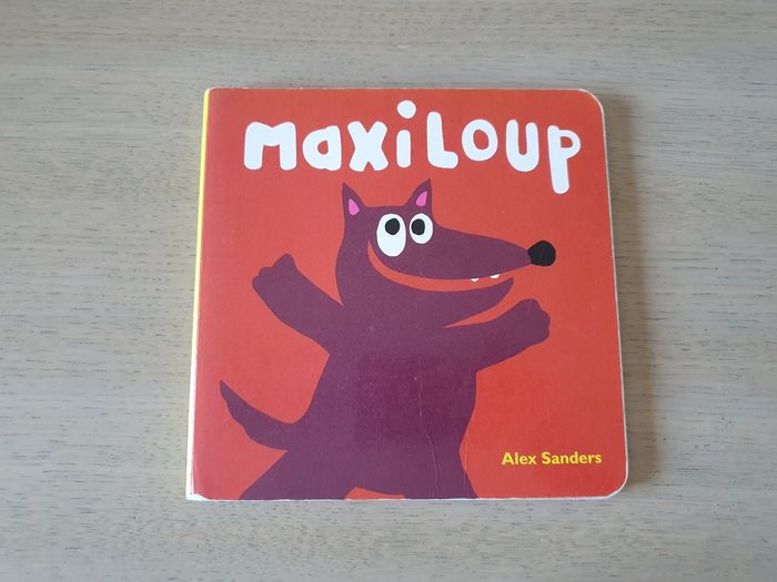 Livre Maxiloup l'imagier des petits loups