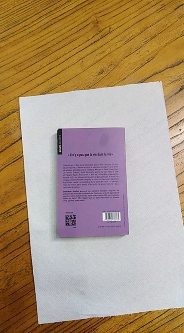 Livre de poche - photo numéro 2