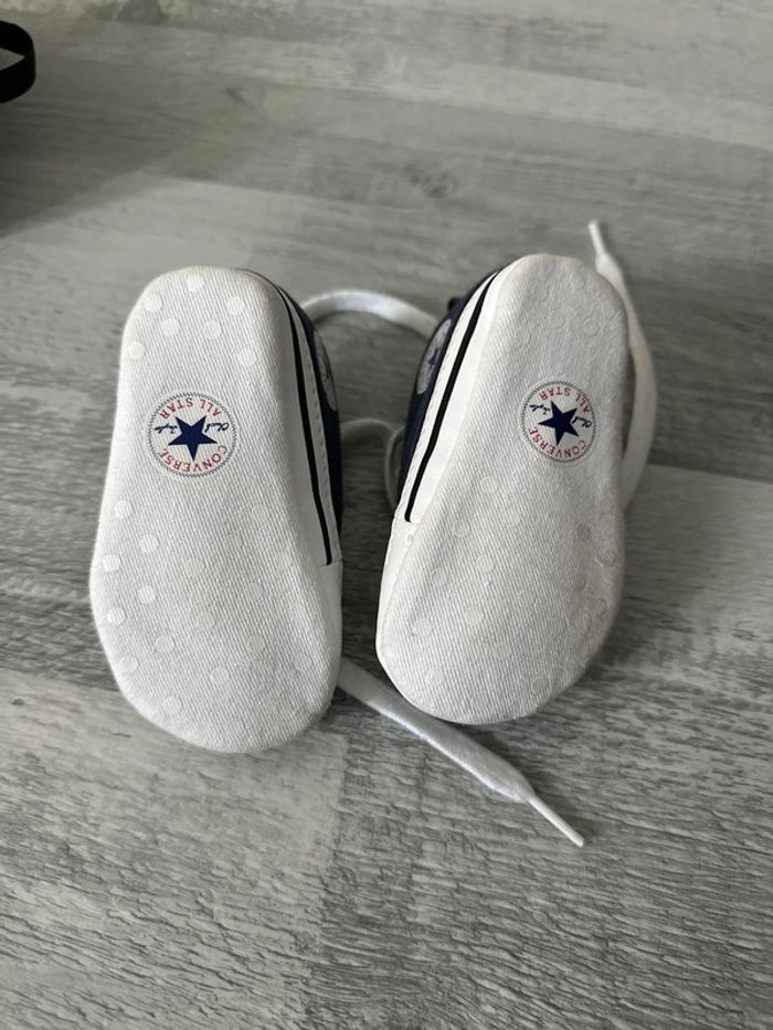 Converses bleues. - photo numéro 3