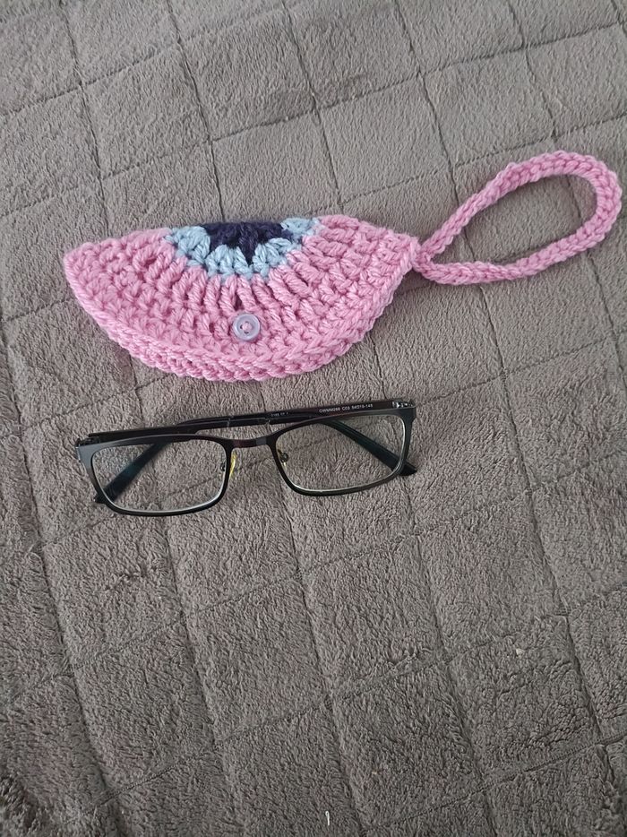 🌸 Piece unique - étui a lunette fait main 🌸 - photo numéro 2