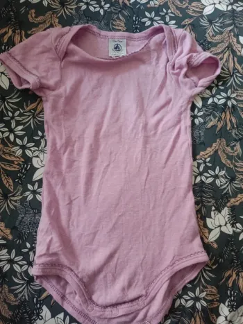 Body petit bateau manches courtes 74cm rose lilas