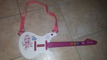 Guitare barbie