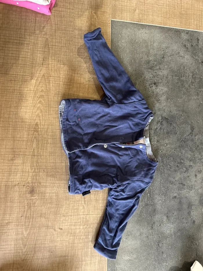 Veste épaisse bebe garçon taille 3 mois, p’tit bisous
