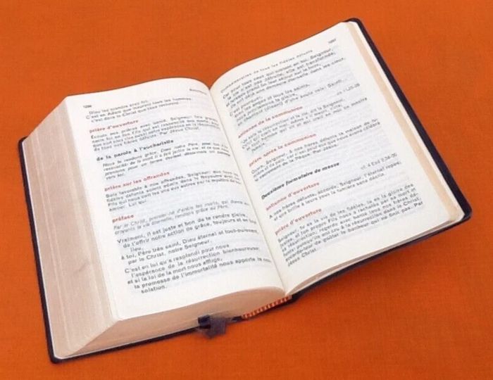 Missel dominical de l' assemblée St-André-Hautecombe/Clervaux Editions Brepols - photo numéro 5