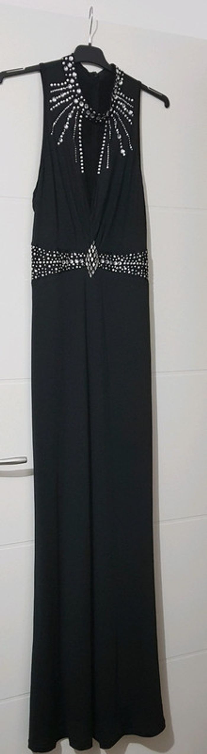 Robe à strass neuve