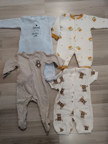 Lot de 4 pyjamas garçon 6-9 mois