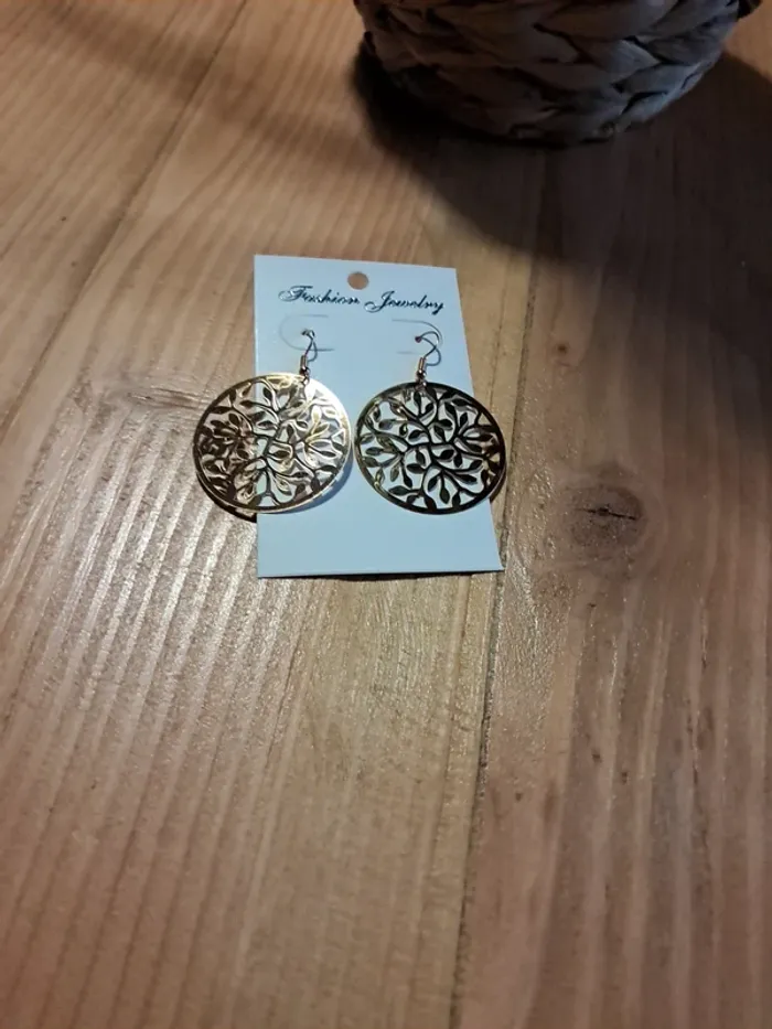 Boucle d'oreille - photo numéro 2