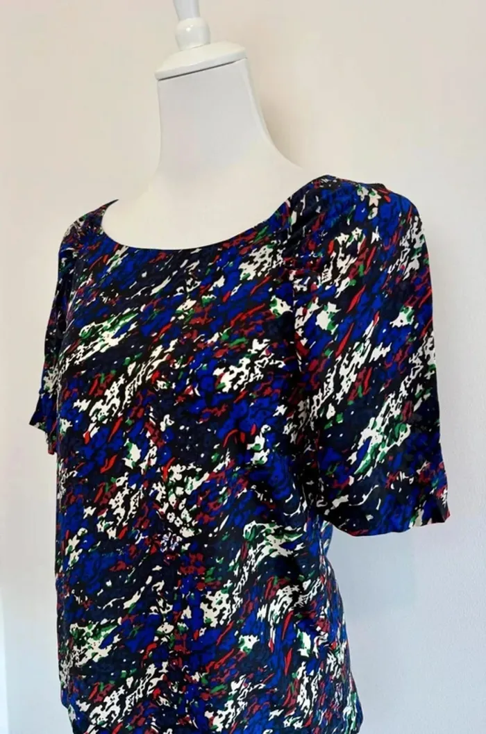 Blouse Maje courtes manches en soie taille S parfait état - photo numéro 2