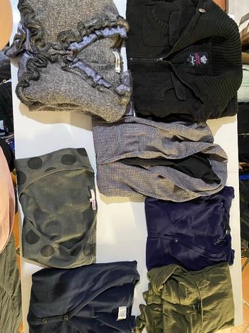 3€ la veste plusieurs marques taille L (le lot 21€)