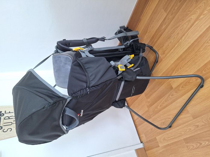 Porte bébé deuter  avec étriers repose-pieds - photo numéro 3