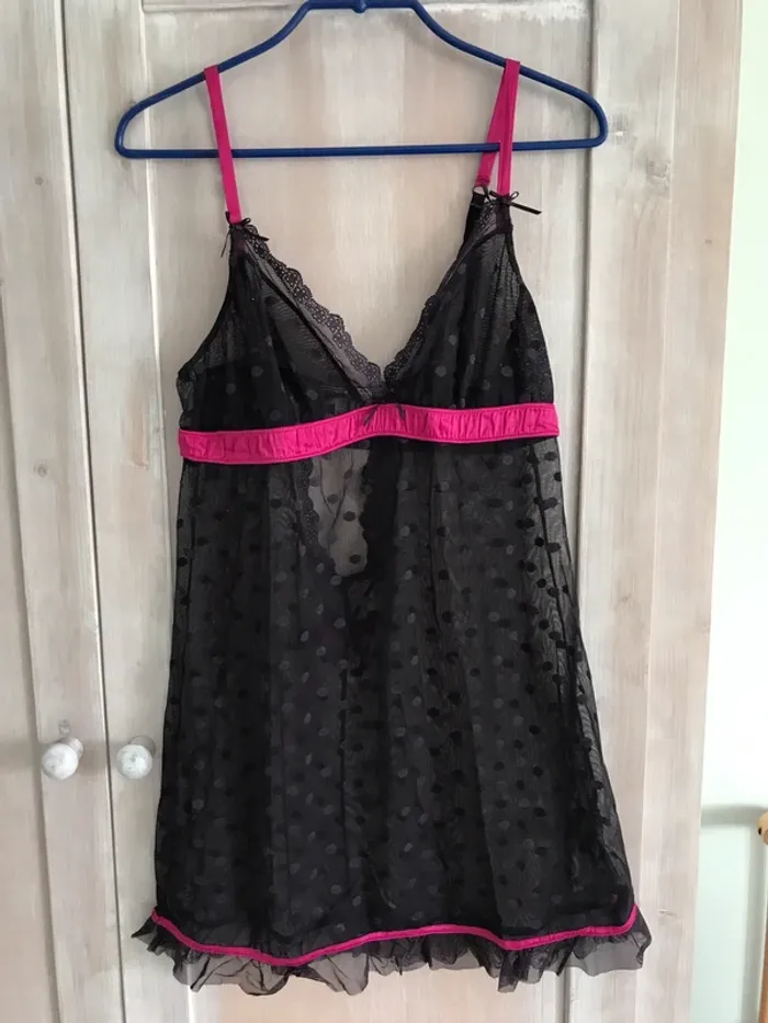 Ensemble lingerie nuisette et culotte
