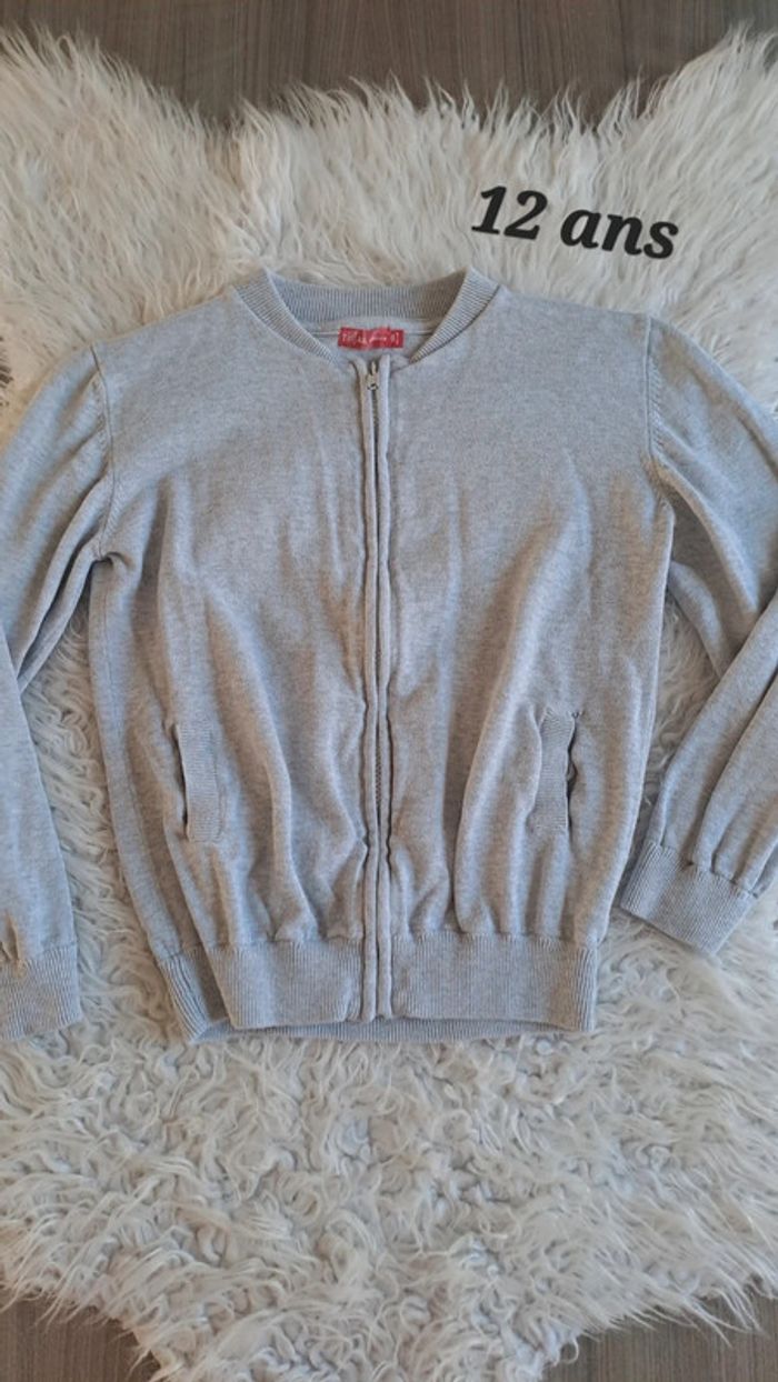 Gilet gris tissaia 12 ans