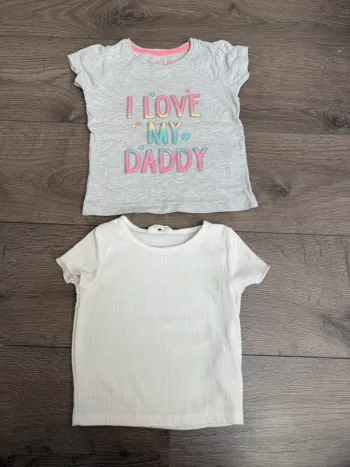 2 t shirt primark 18-24 mois