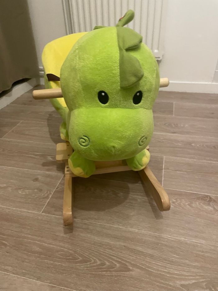 Dinosaure à bascule - photo numéro 3