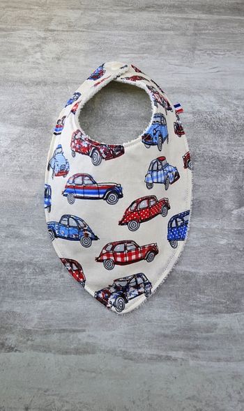 Bavoir bébé  naissance de 9 à 18 mois