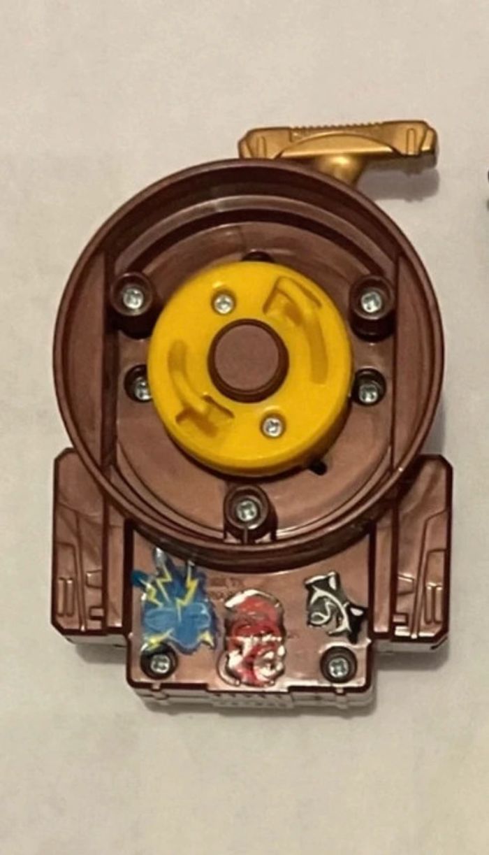 Lanceur toupie Beyblade RevUp - photo numéro 2