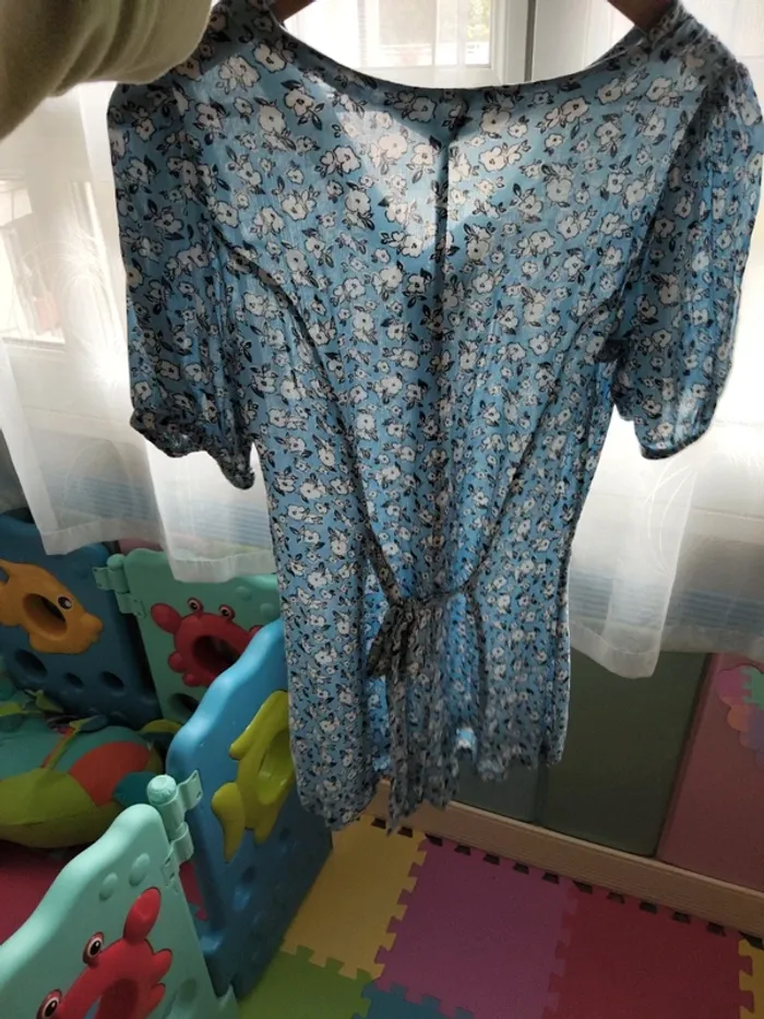 Haut taille XS - photo numéro 4