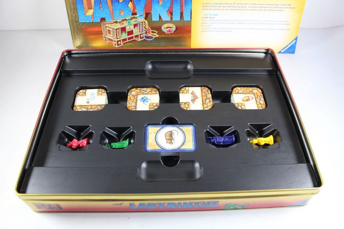 Ravensburger Labyrinthe Edition Métal limitée 25 ans - photo numéro 5