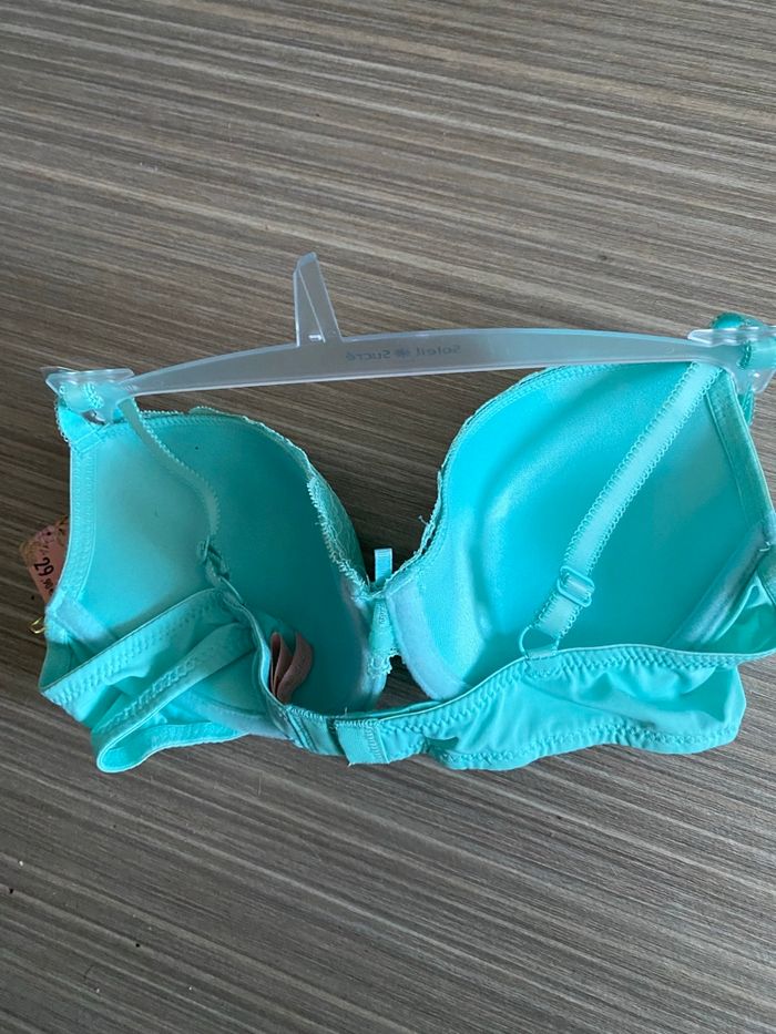 Soutien gorge neuf - photo numéro 2