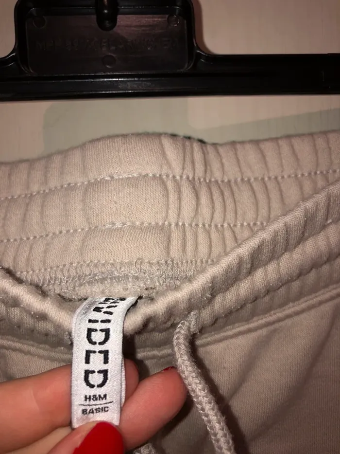 short beige à élastique lien de serrage - photo numéro 3