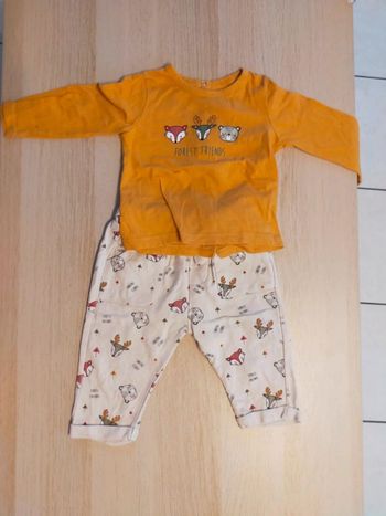 Ensemble pantalon + tee-shirt taille 9 mois Petit Bisou