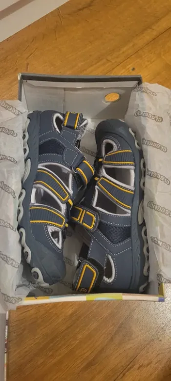 sandale crescendo 35